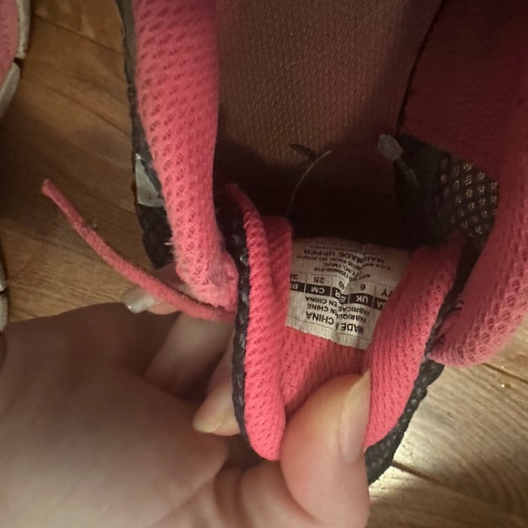 Under armour running shoes - Picture 4 of 6